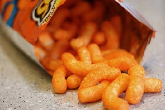 Salgadinho Cheetos: 10 curiosidades que você não sabe sobre o produto