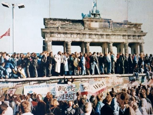 10 curiosidades sobre a construção e a queda do Muro de Berlim