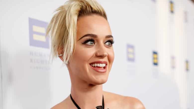 Quem são as 10 cantoras americanas mais bem pagas do mundo