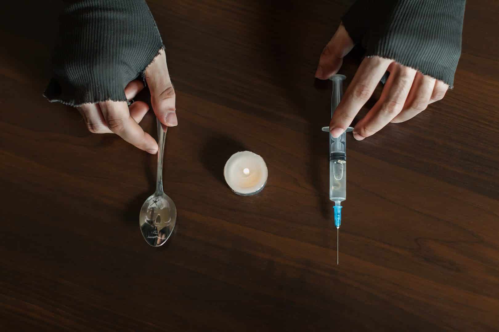 Próxima dose: Efeitos e reações da heroína no organismo