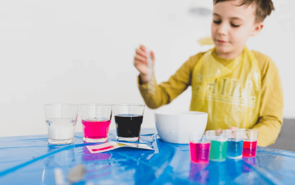 5 experiências químicas para aprender Ciências em casa