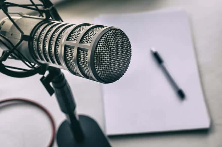 Podcast - Saiba o que é, para que serve e sites para ouvir