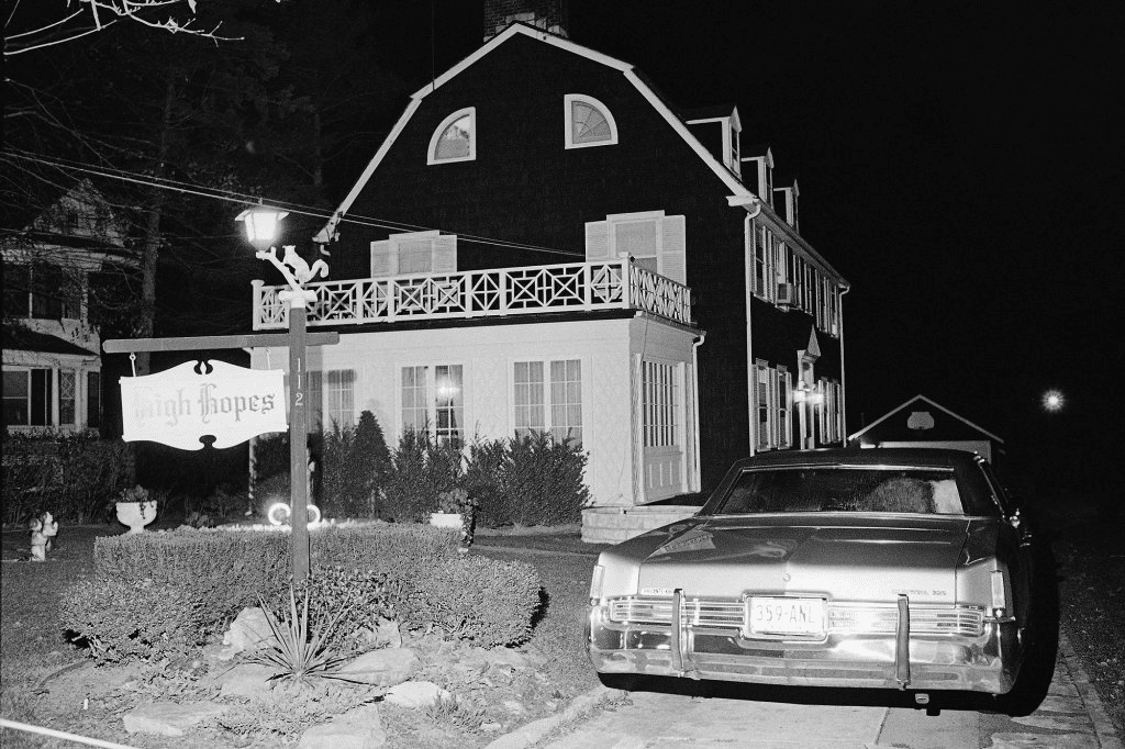 Amityville: conheça a vila e a história real de Horror em Amityville