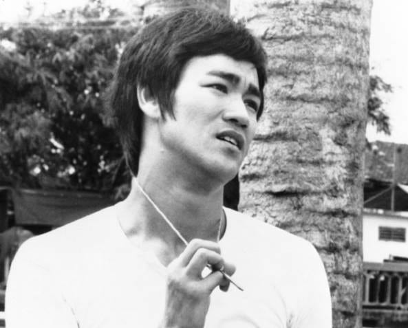 Bruce Lee - história, artes marciais, carreira no cinema e principais filmes