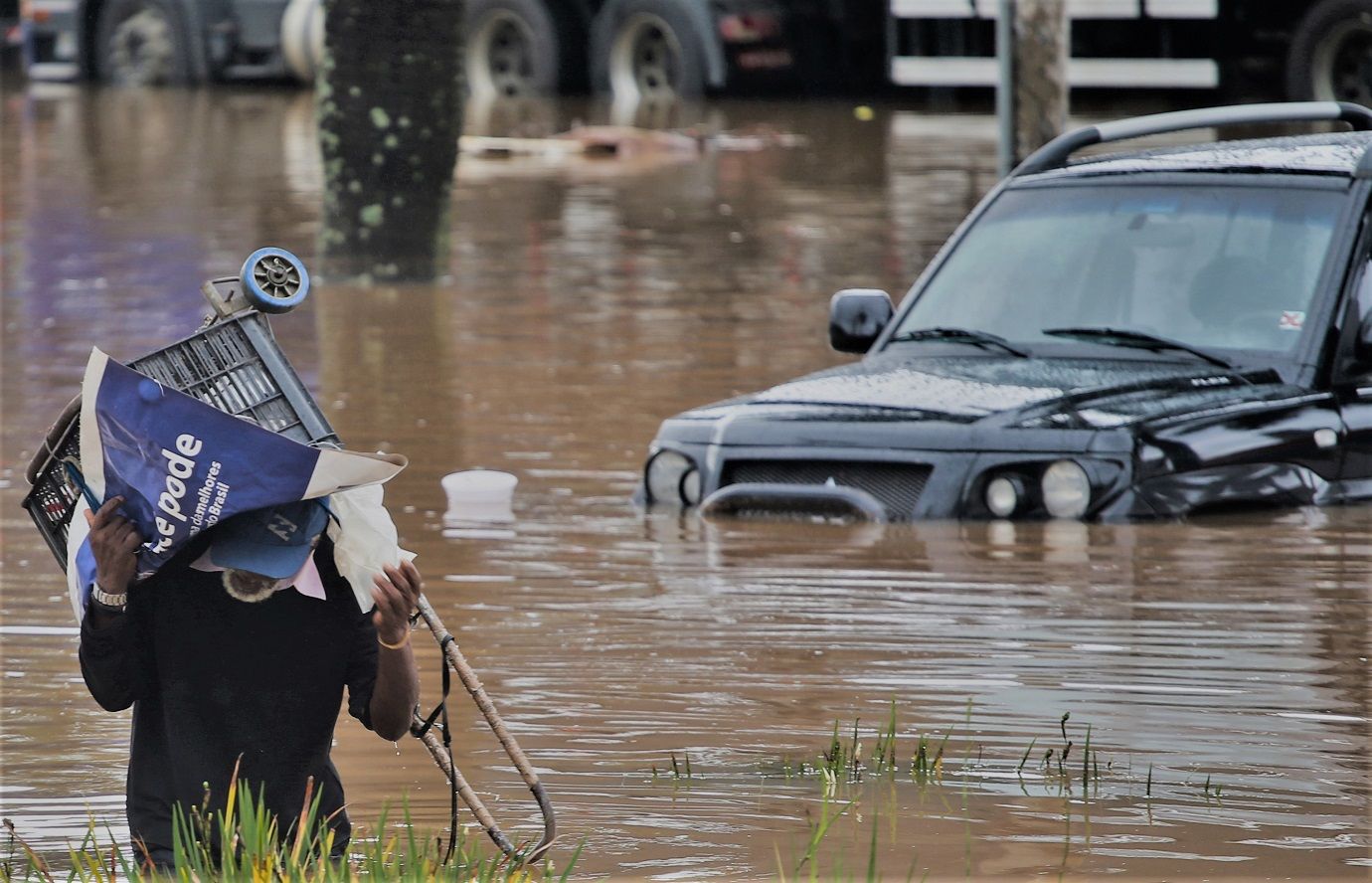 Enchentes - principais causas de inundações e histórico no Brasil