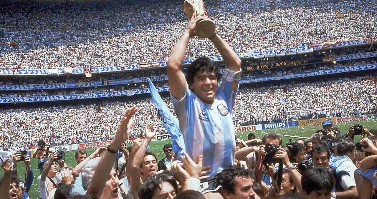 Maradona - Toda a história do ídolo do futebol argentino