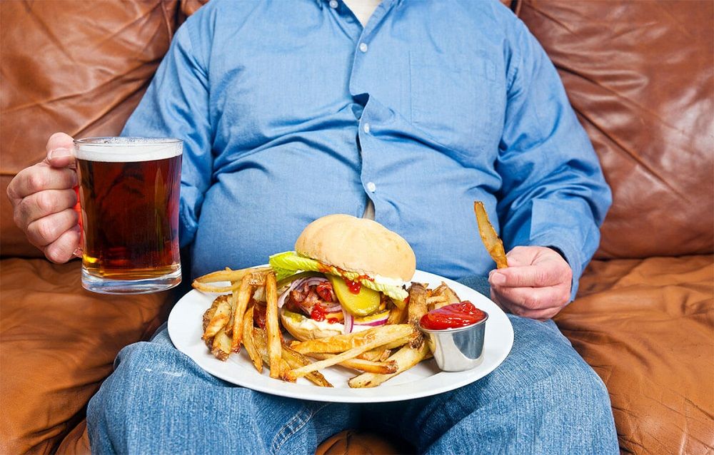 Comer muito: conheça os principais riscos para a saúde