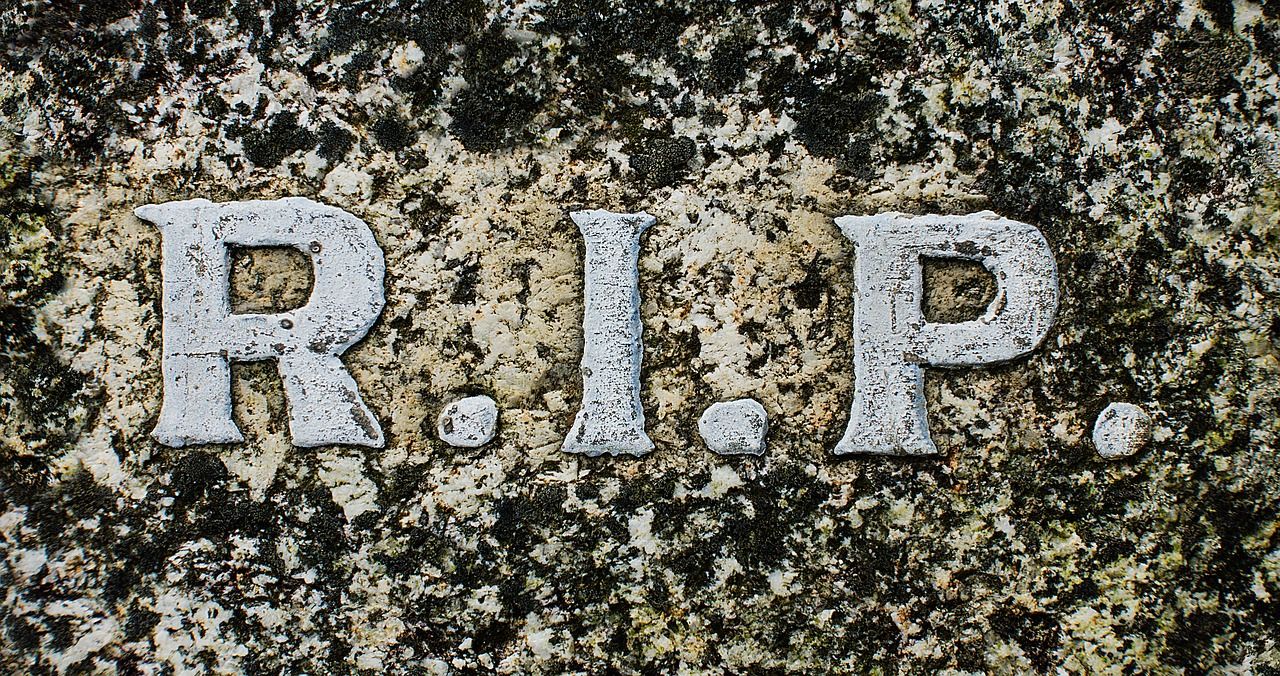 O que significa RIP - origem e usos da sigla ao longo da história