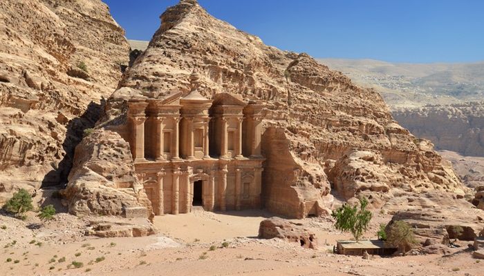 Petra: história e curiosidades sobre a cidade perdida da Jordânia