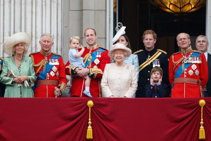 Príncipe Philip: Relembre a trajetória do marido da Rainha Elizabeth II