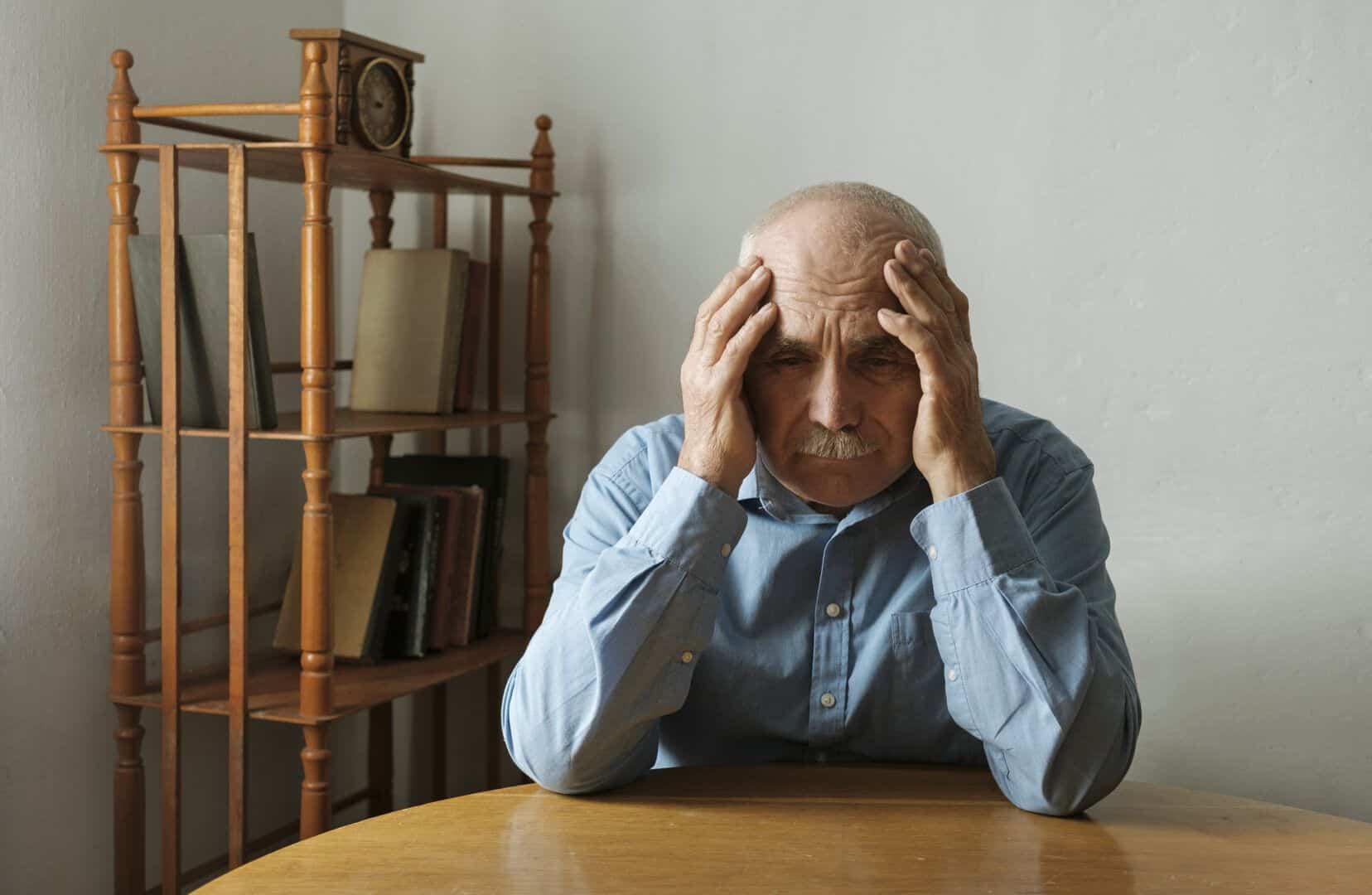 O que é Alzheimer - principais sintomas, causas e formas de tratamento