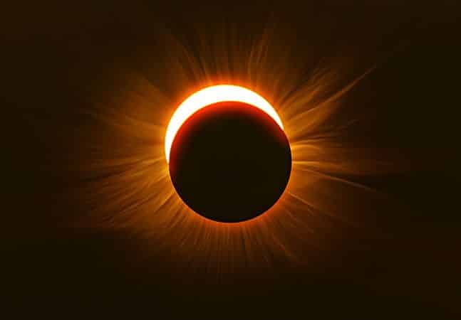 Eclipse Solar - entenda o que é e como esse fenômeno acontece