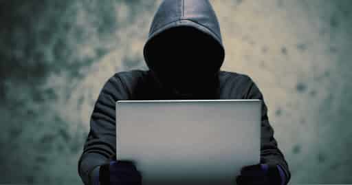 O que é stalker: quando a prática é considerada crime?
