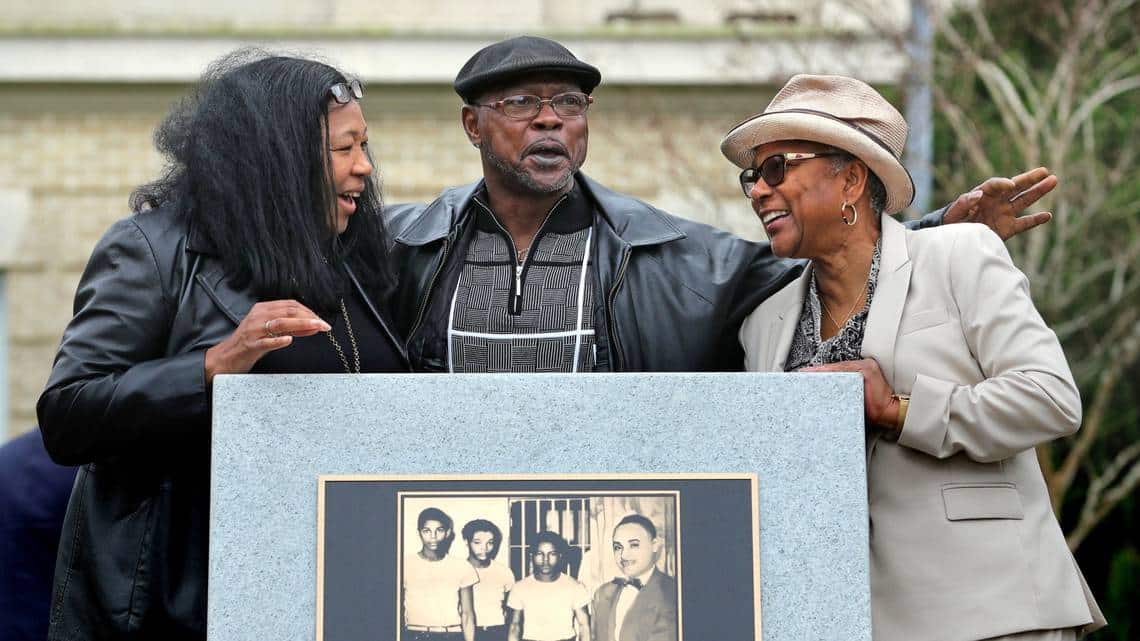 Depois de 72 anos, juíza inocenta homens negros acusados injustamente