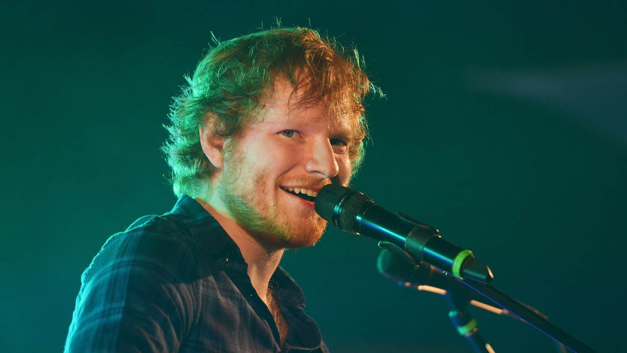 Ed Sheeran quebra recorde no Spotify e chega a 3 bilhões de acessos