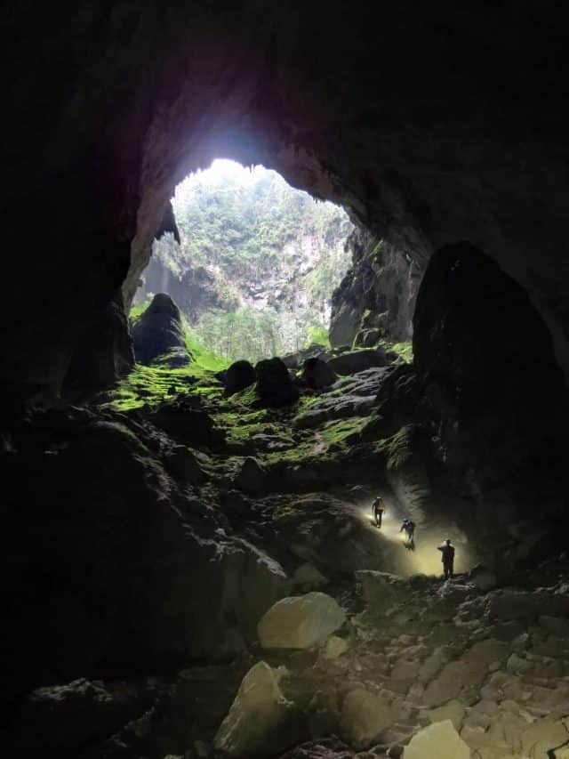 cropped-conheca-son-doong-a-maior-caverna-do-mundo.jpg