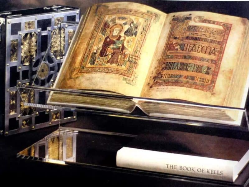 Livro de Kells: veja a história e as curiosidades desse manuscrito